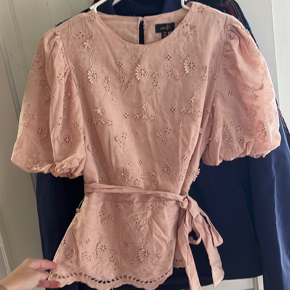 Versona pink top
